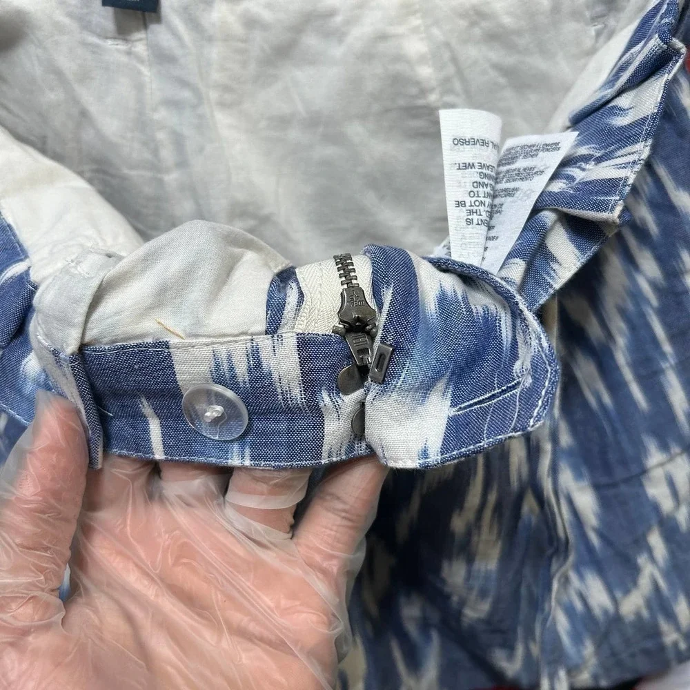 Tommy Hilfiger Beachy Blue and White Belted Bermuda Shorts Size 8 - 